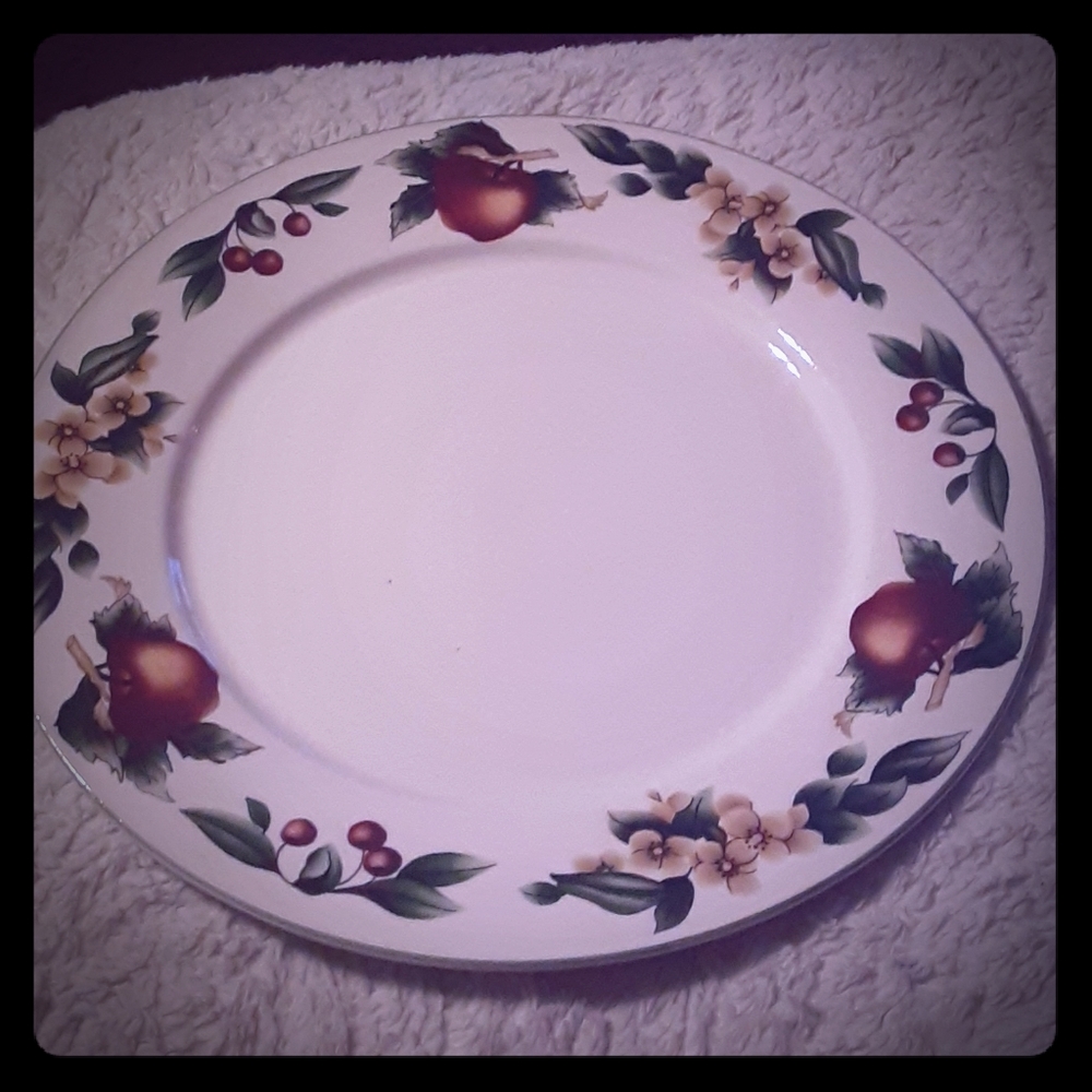 The Cades Cove collection large round serving plat